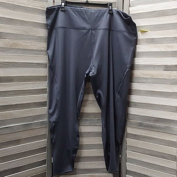 Plus Size Moisture Wicking Active Performance Legging | All in Motion | 4X - Picture 2 of 9